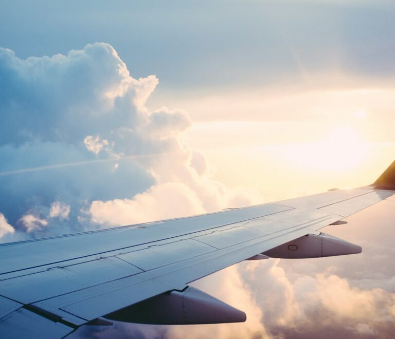 IV Therapy for Jet Lag Recovery After Long-Haul International Flights